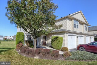 100 Sparrow Rd, Hummelstown, PA 17036