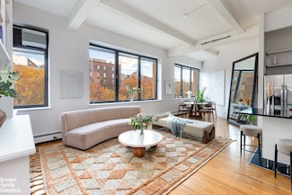 2 Cornelia St Unit 404, New York, NY 10014
