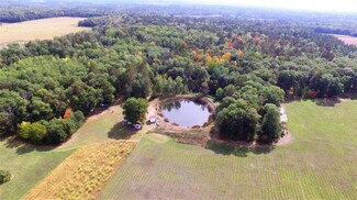 N5683 Shepherds Dr, Spooner, WI 54801