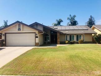 9900 Yarnell Ave, Bakersfield, CA 93312