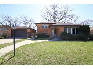 3515 Grove St, Evanston, IL 60203