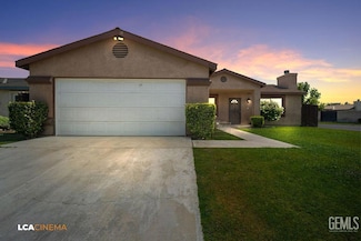 5501 Trailhead St, Bakersfield, CA 93307