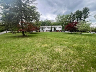 2 Eton Place, Airmont, NY 10952