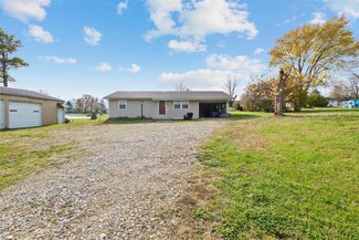 2617 Oak St, Doe Run, MO 63637