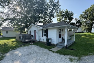 1214 S Wabash St, Kirksville, MO 63501