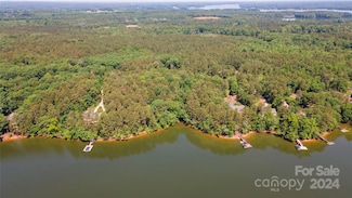 1026 Emerald Bay Dr, Salisbury, NC 28146