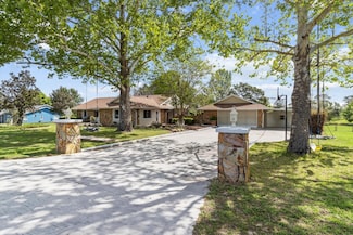 8921 S Thoroughbred Point, Inverness, FL 34452
