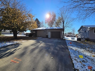 110 Dorothy St, Fairmont, MN 56031