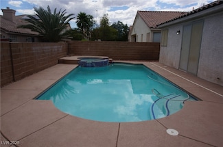 9010 Emery Lake St, Las Vegas, NV 89123