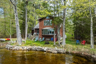 711 Biscay Rd, Bremen, ME 04551