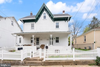 230 Church St, Downingtown, PA 19335