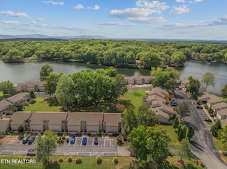 10 Lakeshore Terrace Unit 62, Crossville, TN 38558