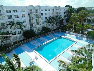 486 NW 165th St Unit b-303, Miami, FL 33169