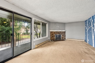 12504 NE 117th Place Unit A4, Kirkland, WA 98034