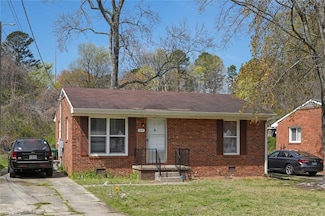 1117 Wayside St, High Point, NC 27260