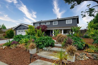1131 Carla Dr, San Jose, CA 95120