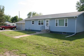 205 N Pearl St, Plankinton, SD 57368