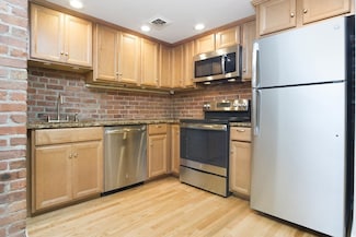 95 Gainsborough St Unit 7, Boston, MA 02115