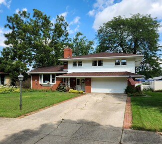1519 Janice Ln, Munster, IN 46321