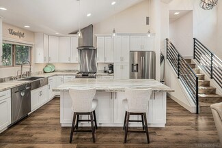 4430 Caminito Ocio, San Diego, CA 92108