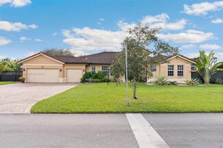 1670 NW 21st St, Homestead, FL 33030