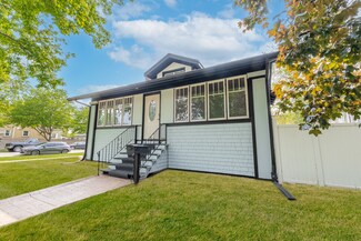3248 Wesley Ave, Berwyn, IL 60402
