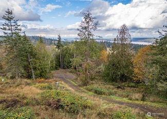 495 Louella Rd, Sequim, WA 98382
