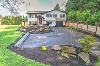 16111 Meadow Rd, Lynnwood, WA 98087