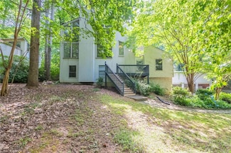 1282 Shiloh Trail E, Kennesaw, GA 30144