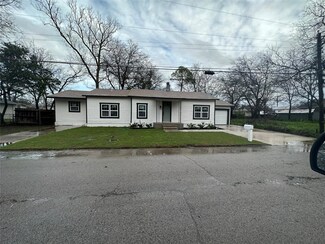 1117 E Chambers St, Cleburne, TX 76031