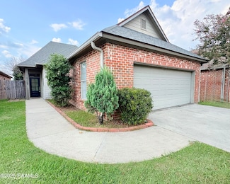 125 Oakbend Dr, Lafayette, LA 70506