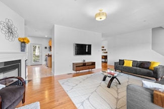 54 Myrtle St Unit 2, Somerville, MA 02145