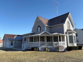 405 E Water St, Berne, IN 46711