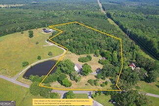 221 Dry Creek Rd NW, Adairsville, GA 30103