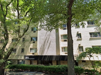 2629 N Hampden Ct Unit 503, Chicago, IL 60614