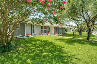 2309 Evergreen St, Carrollton, TX 75006
