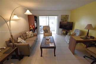 2688 Dudley Dr E Unit J, West Palm Beach, FL 33415