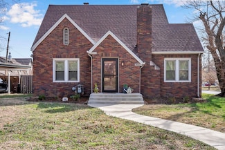 302 N Dellrose Ave, Wichita, KS 67208