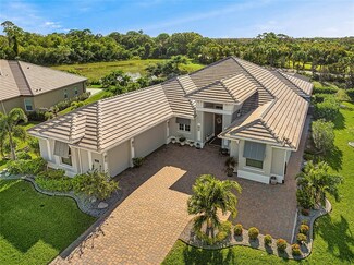 5832 Lake Pine Rd, Vero Beach, FL 32967