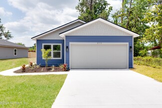 880 Fleming St, Fleming Island, FL 32003