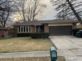 744 School Ave, Matteson, IL 60443