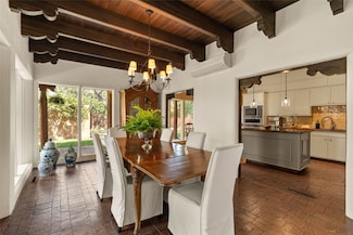 303 Cadiz Rd, Santa Fe, NM 87505
