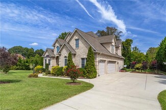 201 Magnolia Ln, Archdale, NC 27263