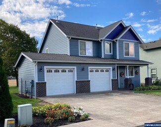 1365 W 5th St, Halsey, OR 97348