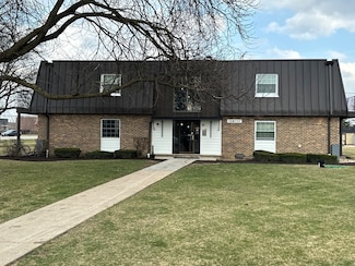 171 W 63rd St Unit B201, Westmont, IL 60559