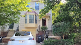 10676 Winfield Loop, Manassas, VA 20109