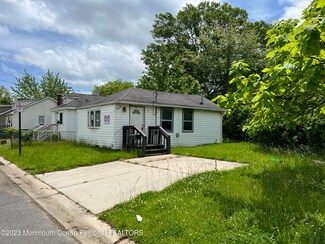 1 Seawood Ave, Keansburg, NJ 07734