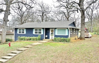 916 Thatcher St, Denison, TX 75020