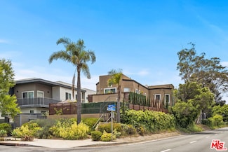 1744 10th St Unit 1, Santa Monica, CA 90404