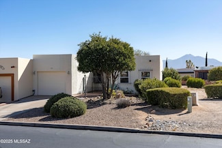 545 W Paseo Del Prado, Green Valley, AZ 85614